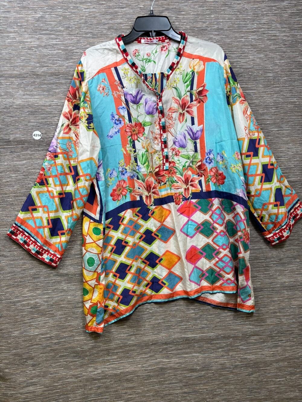 Johnny Was 100% Silk Otti Button Neck Tee Womens Size XL Floral Embroidered Boho
